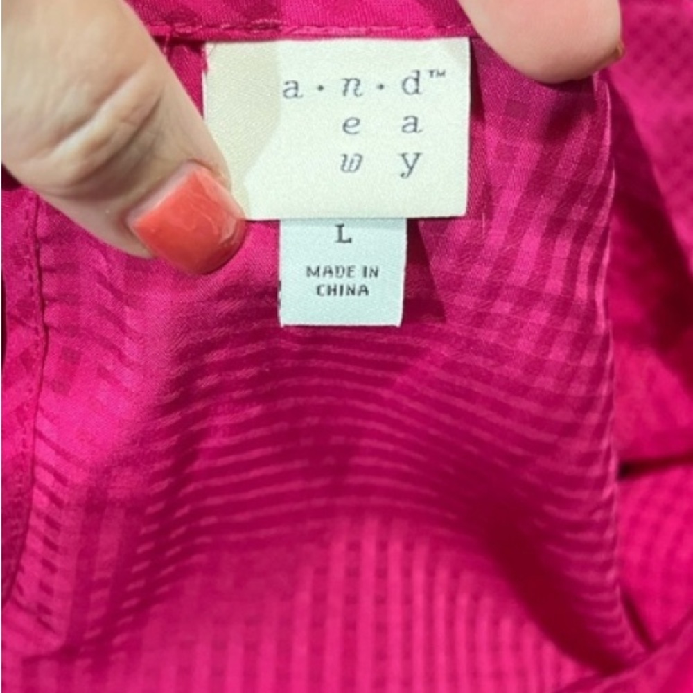 “a new day” EUC Semi sheer blouse - Picture 6 of 9